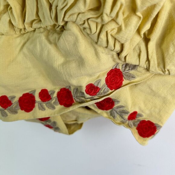 Herencia Collection yellow crop top with rose embroidery size small - Picture 4 of 10